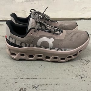 On Cloudmonster Womens 9.5 Gently Worn